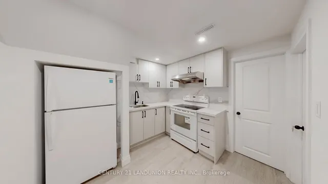 Additional image 30 of 78 Maresfield Dr