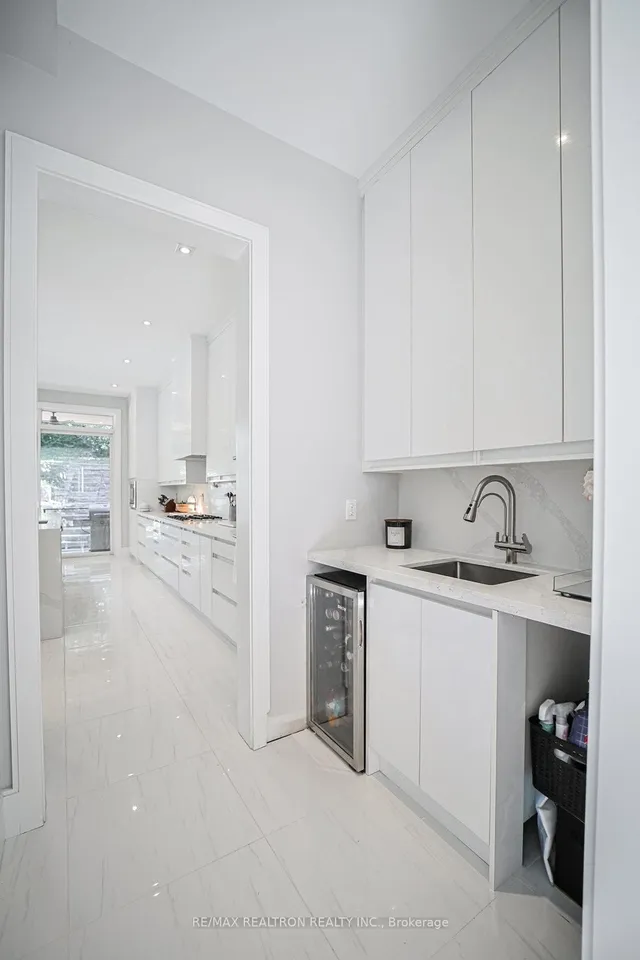 Additional image 38 of 263 East Ave