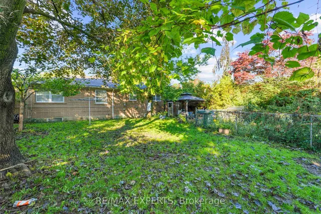 Additional image 8 of 19 Duncombe Blvd