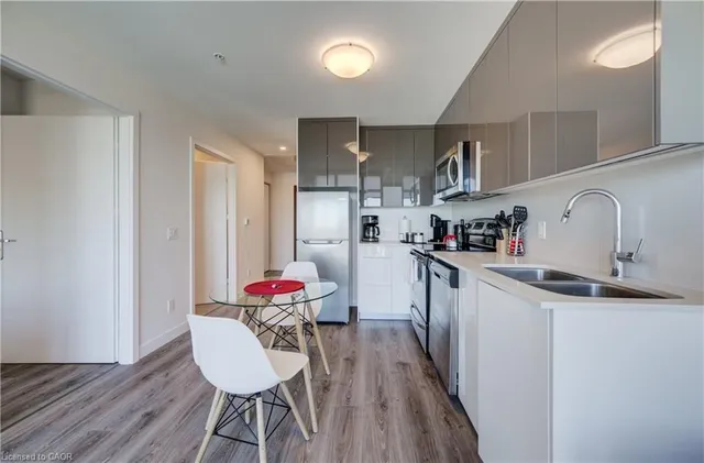 Additional image 8 of 60 Frederick St Unit 3203