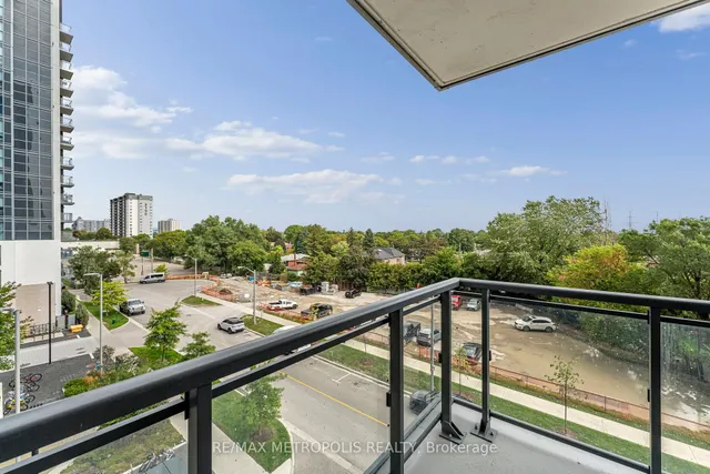 Additional image 35 of 10 Meadowglen Pl Unit 403