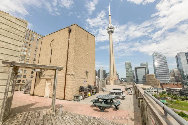 Additional image 19 of 250 Queens Quay Unit 1903