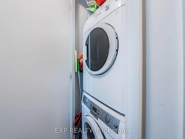 Additional image 16 of 181 Dundas St Unit 3708