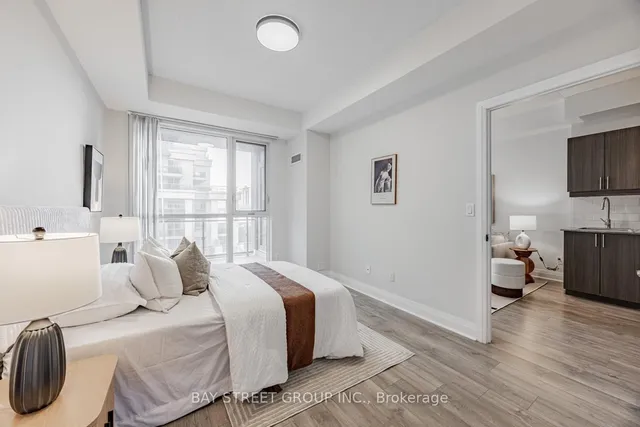 Additional image 19 of 17 Kenaston Gdns Unit 413