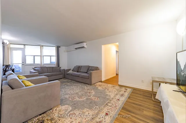 Additional image 10 of 980 Broadview Ave Unit 403