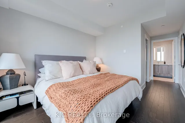 Additional image 18 of 585 Bloor St Unit 3923