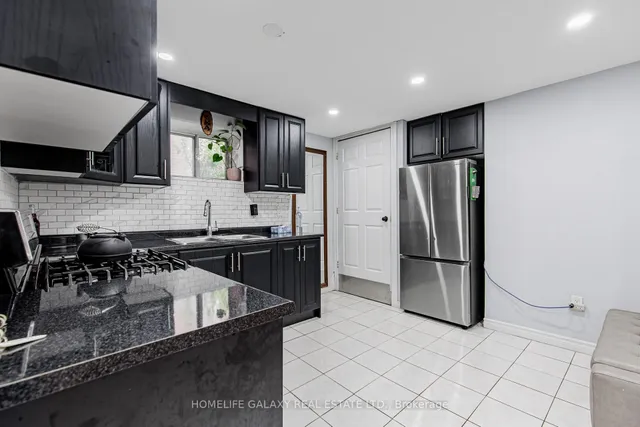 Additional image 21 of 43 Larkhall Ave
