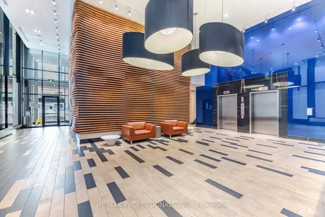 Additional image 3 of 111 Bathurst St Unit 716