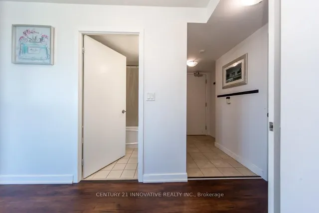 Additional image 34 of 38 Lee Centre Dr Unit 2303