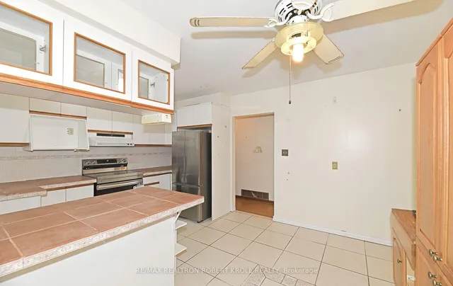 Additional image 12 of 32 Orangewood Cres