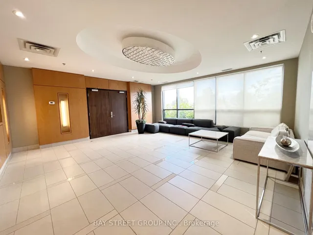 Additional image 12 of 840 Queens Plate Dr Unit 409