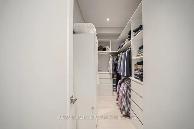 Additional image 15 of 263 East Ave