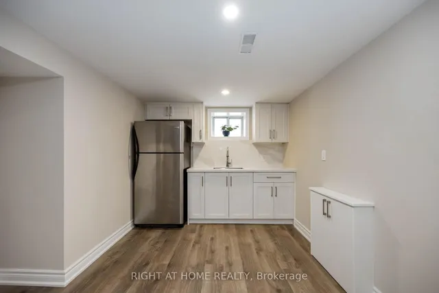 Additional image 25 of 12 Rosalie Ave