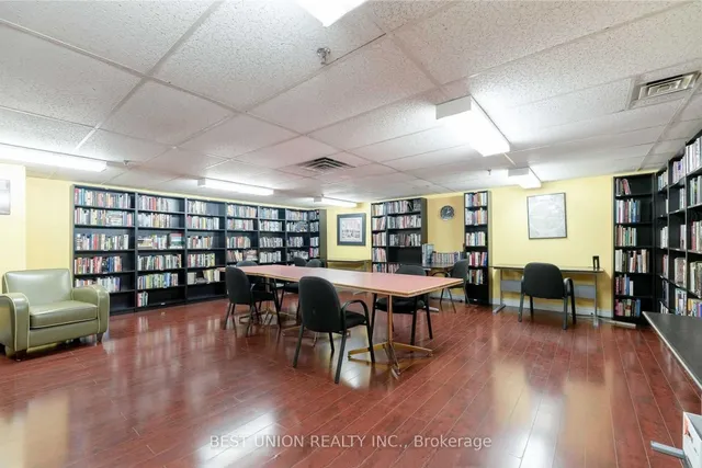 Additional image 16 of 77 Maitland Pl Unit 1209