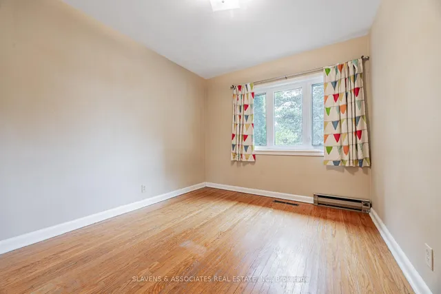 Additional image 21 of 4 Burdock Lane