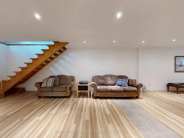 Additional image 29 of 12 Abbs St