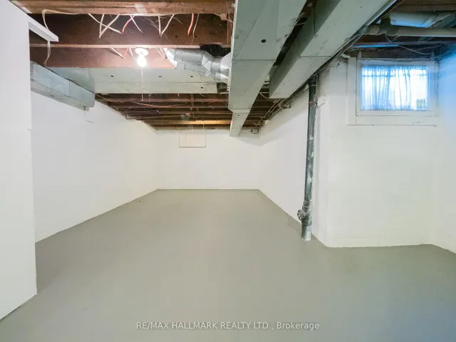 Additional image 32 of 31 First Ave