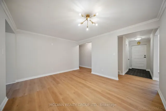 Additional image 10 of 102 Yorkminster Rd