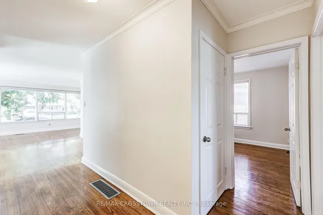 Additional image 25 of 38 Dignam Crt