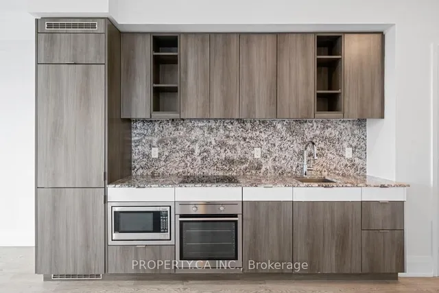 Additional image 8 of 101 Erskine Ave Unit 2110