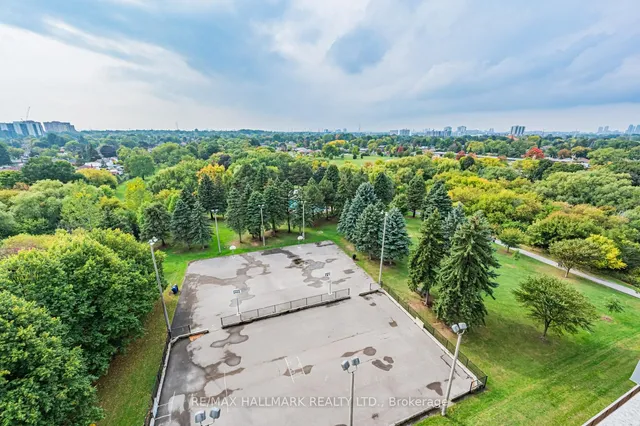 Additional image 29 of 1346 Danforth Rd Unit 1006