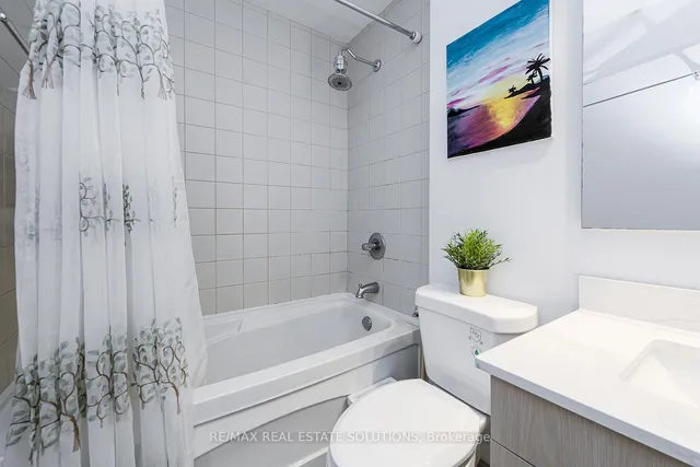 Additional image 16 of 33 Lombard St Unit 1603