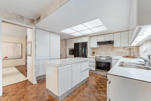 Additional image 20 of 3900 Yonge St Unit 815