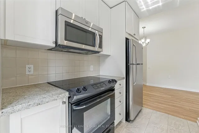 Additional image 18 of 85 Bloor St Unit 810