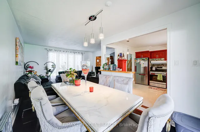 Additional image 11 of 74 Bloomington Cres