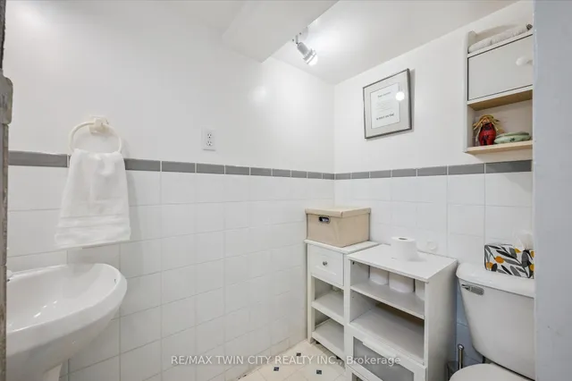 Additional image 34 of 45 Samuel St