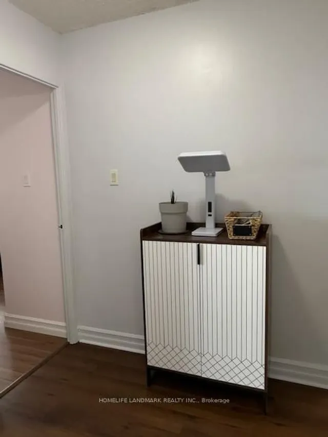 Additional image 16 of 15 Torrance Rd Unit 1811