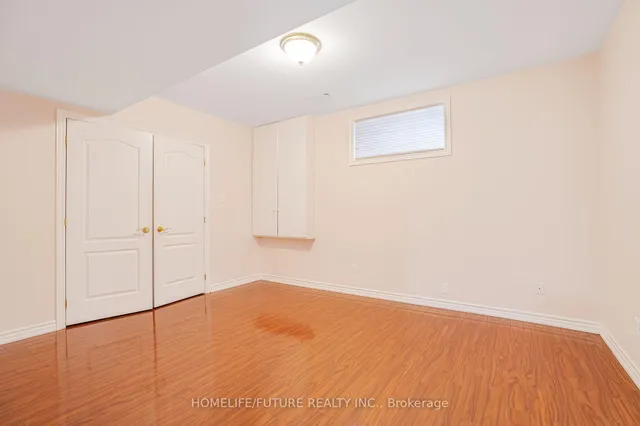 Additional image 28 of 53 Linwood Ave