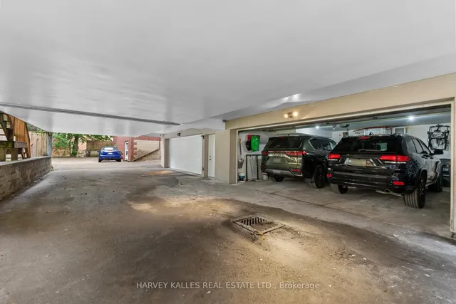 Additional image 42 of 1717B Bathurst St