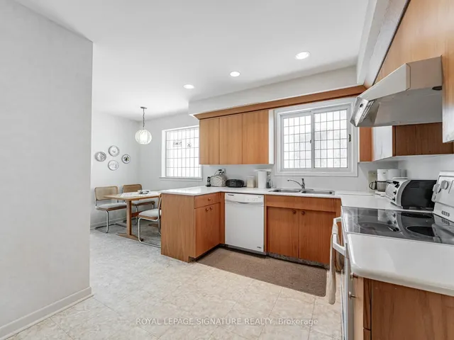 Additional image 10 of 6 Lurgan Dr