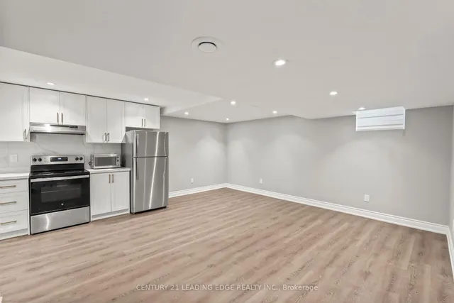 Additional image 38 of 43 William Nador St