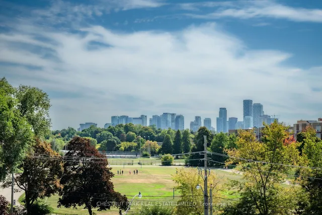 Additional image 42 of 250 Lawrence Ave Unit 406