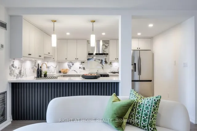 Additional image 8 of 5444 Yonge St Unit 1810