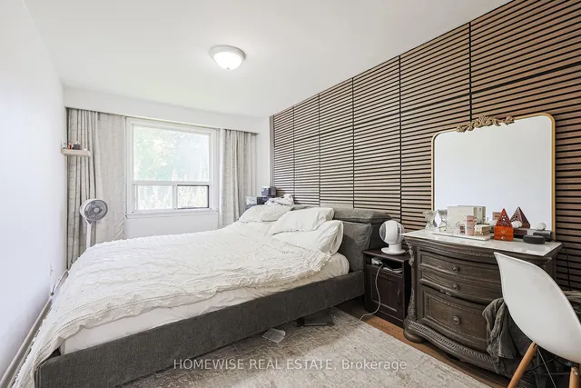 Additional image 11 of 4 Lanark Ave