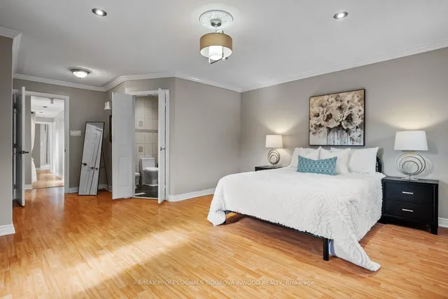 Additional image 16 of 197 Lambton Ave