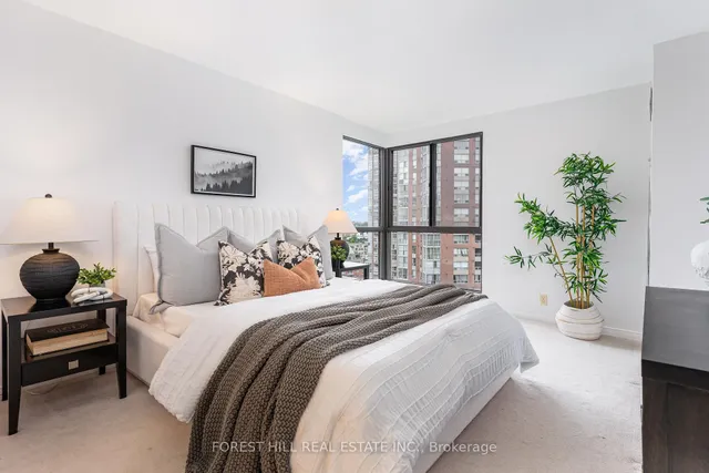 Additional image 28 of 3 Concorde Pl Unit 2004