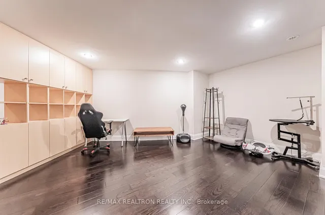 Additional image 45 of 115 Harrison Garden Blvd Unit Th43