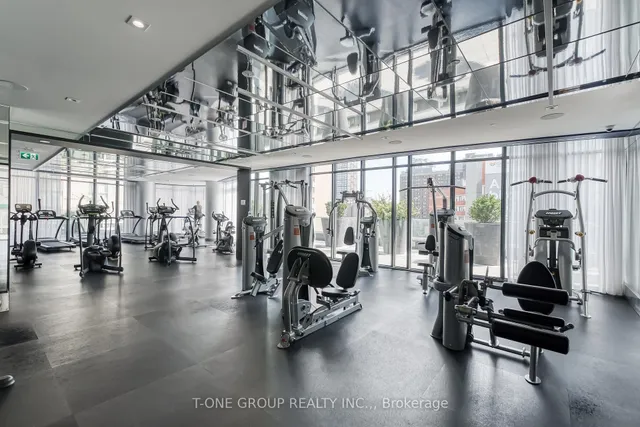 Additional image 29 of 403 Church St Unit 2102