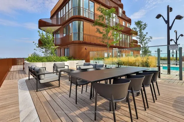 Additional image 35 of 155 Merchants' Wharf Unit 214