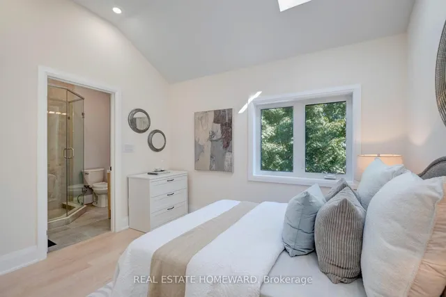 Additional image 32 of 139 Westlake Ave