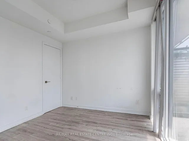 Additional image 19 of 28 Wellesley St Unit 3302