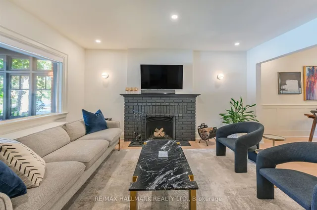 Additional image 10 of 109 Douglas Ave