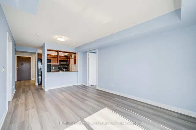 Additional image 21 of 181 Village Green Sq Unit 1815