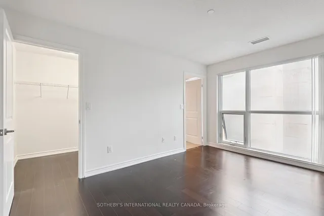Additional image 25 of 386 Yonge St Unit 602