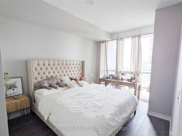 Additional image 3 of 761 Bay St Unit 2610