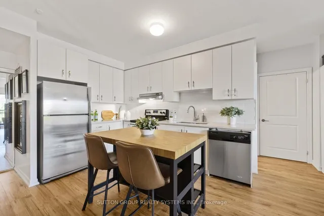 Additional image 11 of 3563 Lake Shore Blvd Unit 212